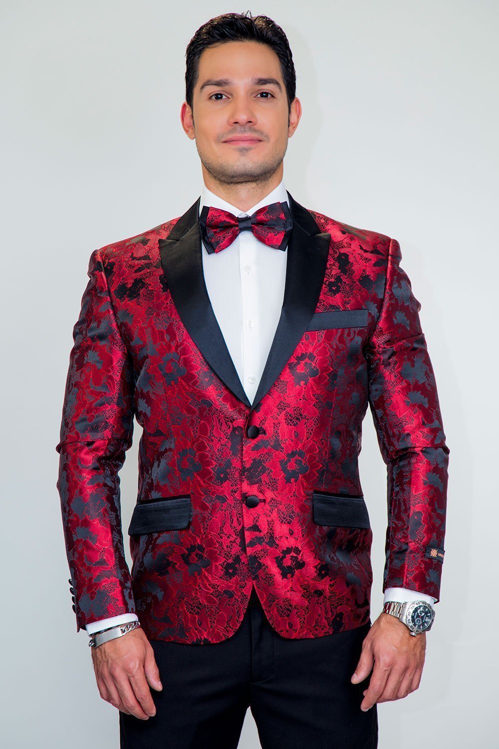 "Amsterdam" Tuxedo Jacket Peak - The Savvy ShopperThe Savvy ShopperTux - USATuxedos"Amsterdam" Tuxedo Jacket Peak